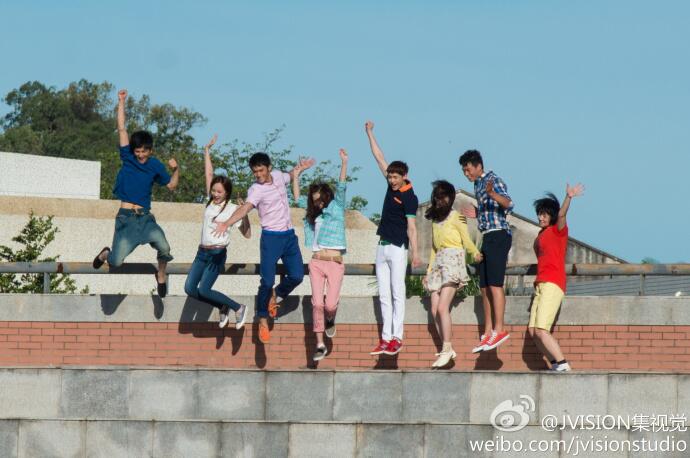 BOujEARCQAATvG2.jpg:large