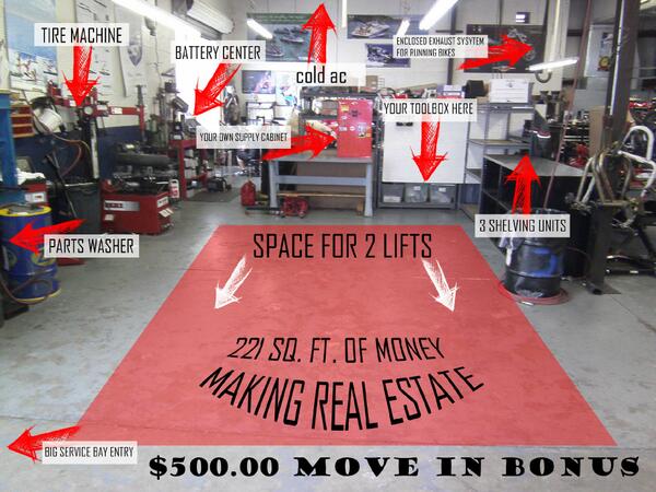 Barneys_Brandon's tweet photo. 221 sq.ft. of $ making real estate. $500 move in bonus too. Come start your experience with us today. #techneeded http://t.co/SfBpUjzGcL
