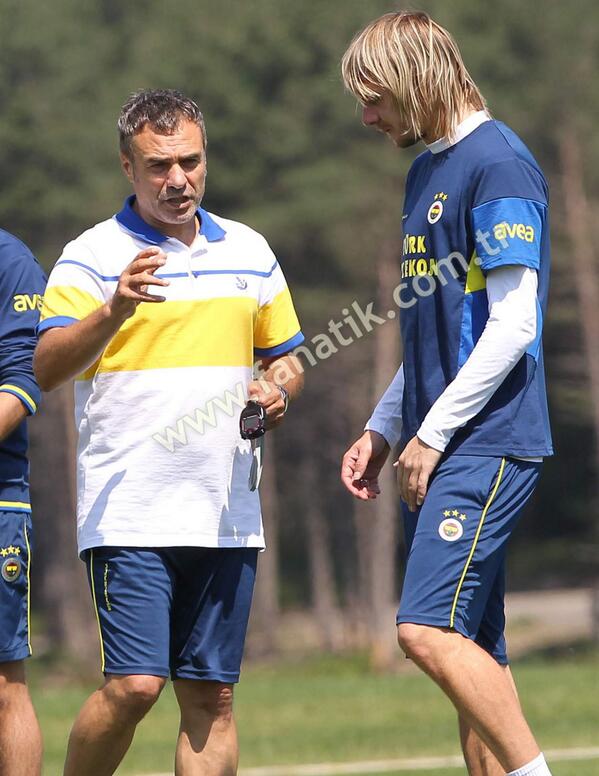 Fenerbahçe'nin yeni teknik direktörü Ersun Yanal, geçen sezon hayal kırıklığı yaratan Krasic'le yakından ilgileniyor.