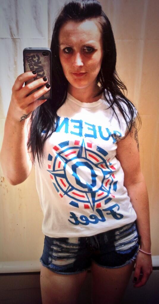x_RWickett_x's tweet photo. It's a @QueensFleet kind of day!! #Hot #Queensfleet http://t.co/kaSuyCNTbX