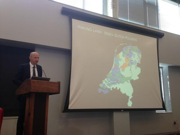 AIANJRAD's tweet image. #rebuildbydesign presentation by henk ovink all the way from the Netherlands #designmatters