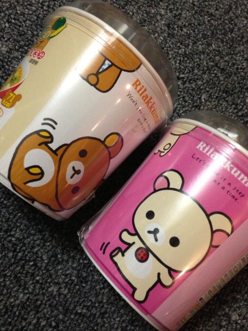 帰り道のコンビニでこんなもの発見！！かわいいーっ(つ&forall;｀*)即買いでした(*&acute;д｀*)！ http://t.co/msFxurnQ4x