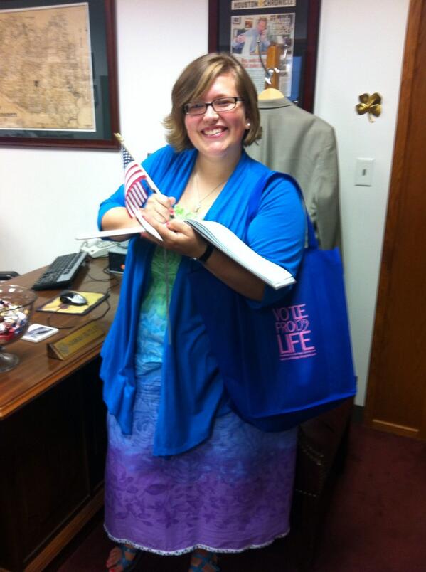 Marie Cehovin tweet media