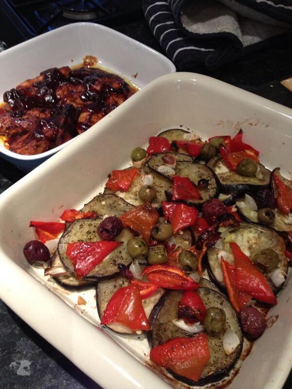 magoomcginley's tweet photo. Nice Tuesday night dinner thanks to @Riverford Mediterranean baked with BBQ chicken fillets #organic @DianePrimrose http://t.co/p37SmU3pva