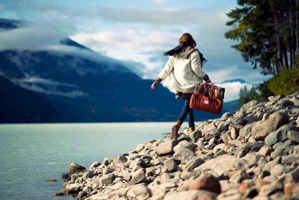 CVNVAS's tweet image. #HerschelSupplyCo. 2013 Fall Classic Collection Lookbook :: cvnvas.tumblr.com/post/550190829…