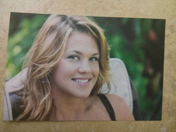 I've been thinkin I want 2 gradually go darker w/ my hair again starting w/ my old color, what do u think<a href="/tag/gameofthrones"class="tags"><span>#gameofthrones</span></a>