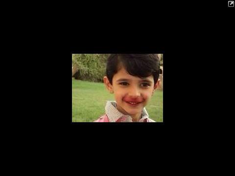 اي وحد يجيني كذا مع شنبه الاحمر راح اصفقه.