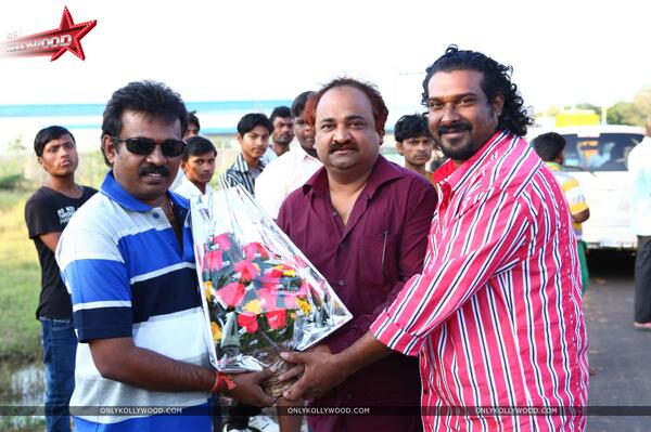 OnlyKollywood's tweet photo. Perarasu is back in action - http://t.co/nrSWIWG0tY | #Thihar http://t.co/5Q4XTQSXmr