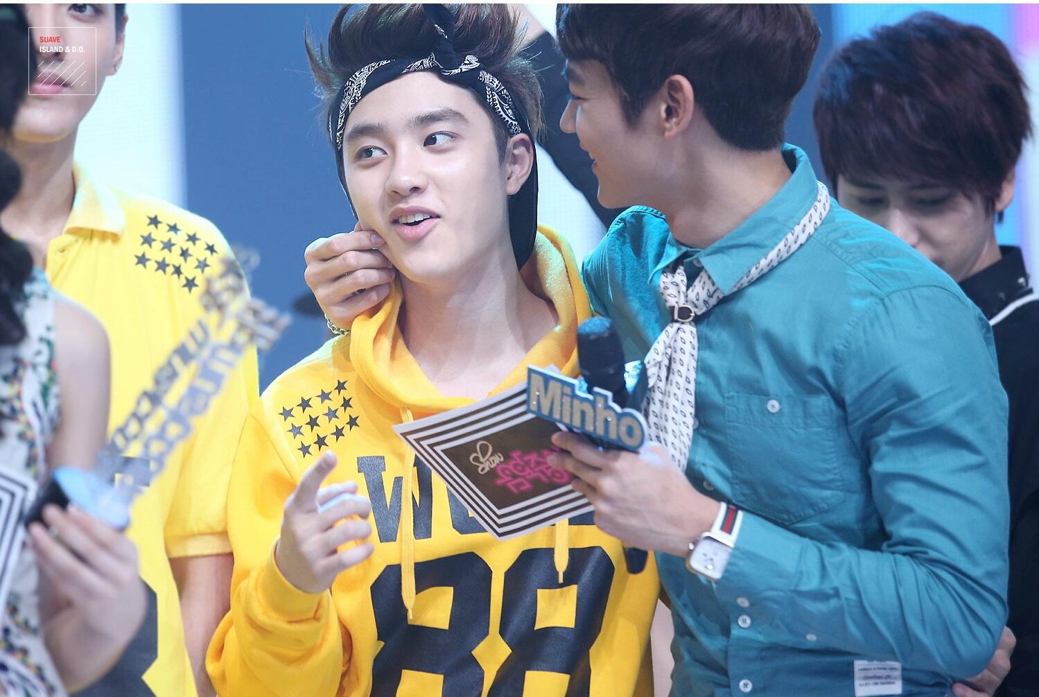 BOzHYCdCAAAmvdi.jpg:large