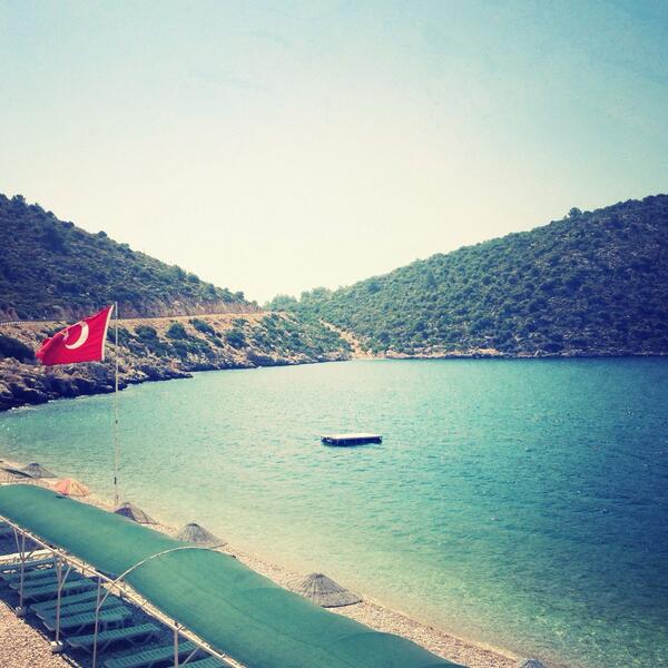 BeeBosnak's tweet photo. Hello from Finike http://t.co/L2P6b7EEg7