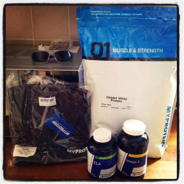 Another @MyproteinUK #stack #impactwheyprotein #CLA #omega3 and a freebie #vest 💪 #gethench #lean #bodybuilding