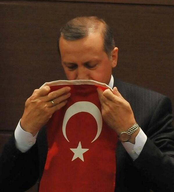 Bayrak aşkına... #çözümesahipçık
