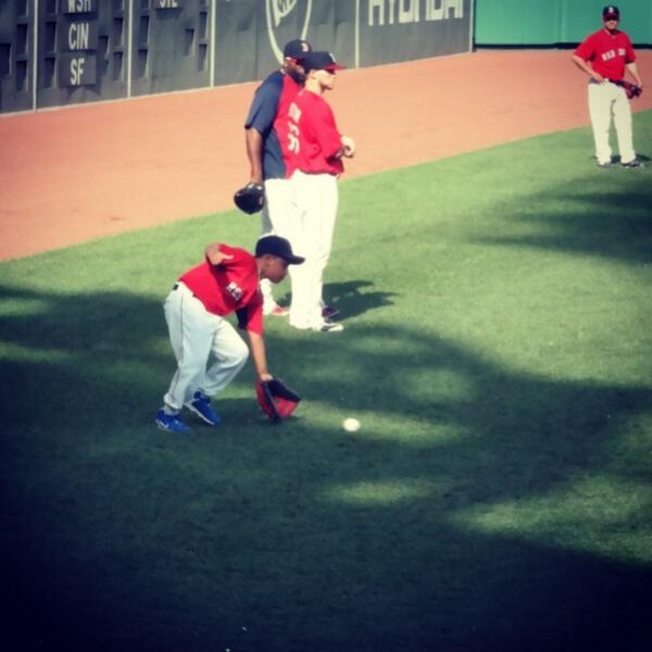 RedSox's tweet image. Lil Papi gets some OF work in during #SoxBP
