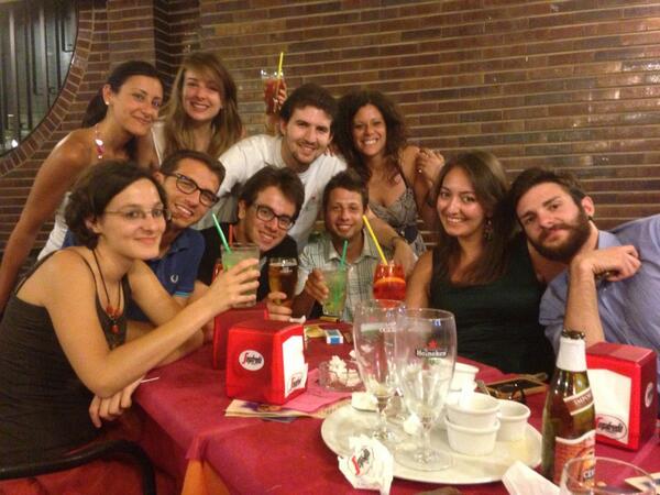 Gruppo "Casa del Popolo" vincente al quiz federalista #gfecastrocaro L'esempio che il Socialismo vince sempre!