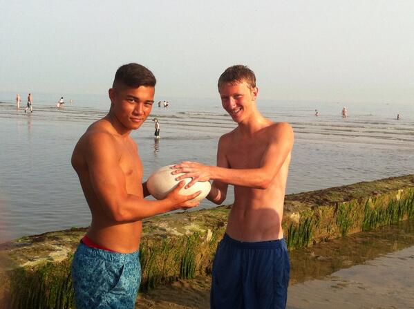 BeachGays's tweet photo. @RobFogerty12 http://t.co/SlpGhJr49j