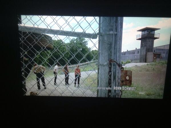 Normal_days's tweet photo. #walkingdeadallday http://t.co/ebNkUKya2D