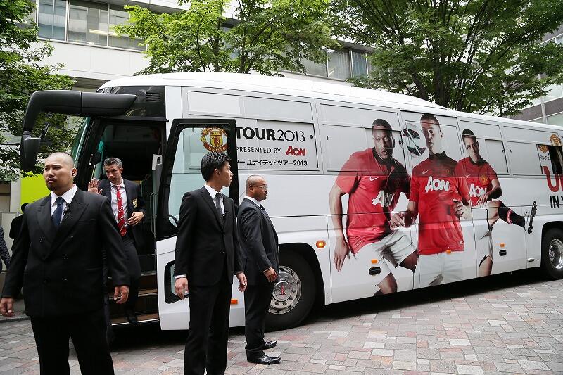 マンチェスター ユナイテッド ユナイテッドの選手を乗せて横浜市内を走るチームバス Mutour Http T Co Wp0kzcx7sg Twitter マンチェスター ユナイテッド ユナイテッドの選手を乗せて横浜市内を走るチームバス Mutour Http T Co Wp0kzcx7sg Twitter