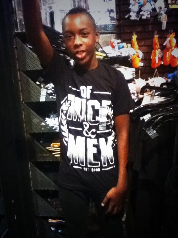 At <a href="/HotTopic/">Hot Topic</a>  with my friends.
