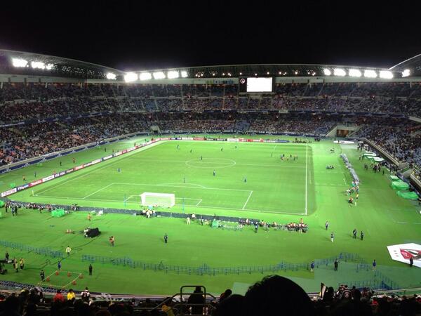 Toyotti בטוויטר 日産スタジアム 2階席最後列の景色はこんな感じです Momoclo 日産 Http T Co Sowrcusuln