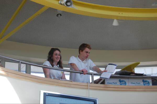 StringerEnglish's tweet image. Big Summer Read Launch Party. Readings, refreshments and raffle. @ScottWesterfeld @DorothyStringer