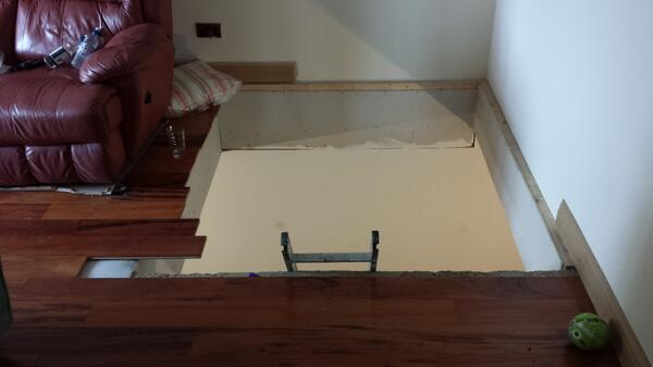 Arrived at the first job to find pool table having to go down here! #Oneofthosedays.