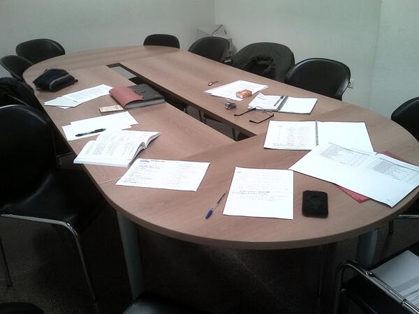 SeminarioF's tweet photo. Una de nuestras salas que ha sido testigo de tantos investigadores y miembros del Seminario de Familia y Élite. http://t.co/N58YbND0g6
