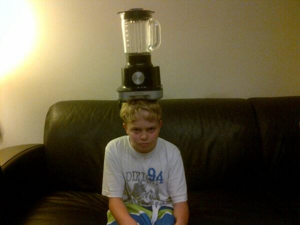 StuffOnTomsHead's tweet photo. Blender. http://t.co/1CLtuWFnOe