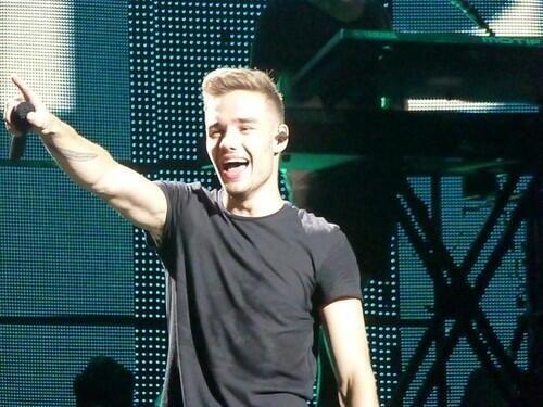 MrsSexyNiall's tweet photo. ✾CADENA DE SEGUIDORES✾ 
— SIGUEME Y PIDE FBACK.
— DA RT. 
— SIGUE A TODOS LOS QUE DIERON RT. 
— DA FOLLOW BACK. http://t.co/YX55StxrrS