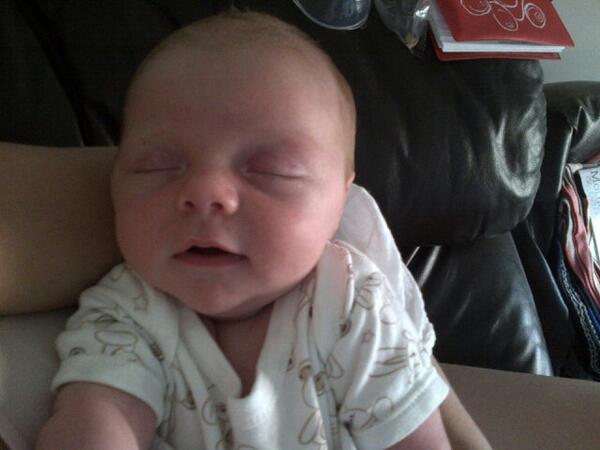 Charmyxx's tweet photo. Love my baby boy so much! ♥ http://t.co/VHK7zZ8u9a