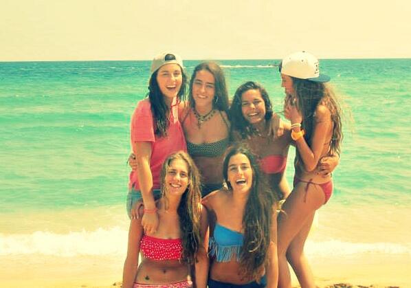 b_silvas's tweet photo. Good moments stay forever @Mart_103 @MartaAmat2 @IreneComella @Gdalmau_08 @JudiSimo http://t.co/CNeMUqsB0v