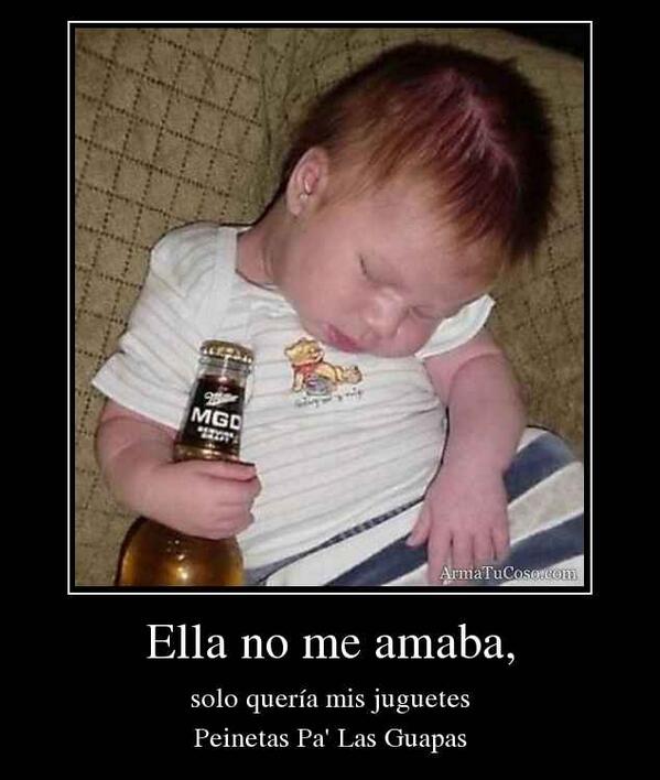peinetasplguaps's tweet photo. Era por mis juguetes http://t.co/SNiZ0mdrd5