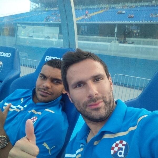 Embedded image permalink