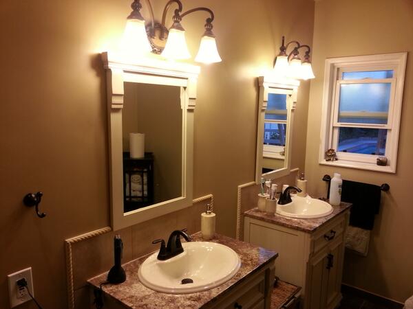 Remodel_Pros's tweet photo. New bathroom http://t.co/uQA5UF6edi