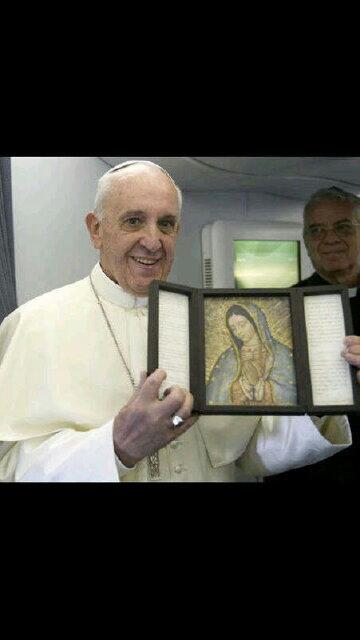 JosEliasMoreno's tweet photo. Felicidades a http://t.co/7CMqezAWCW el tríptico no puede estar en mejores manos http://t.co/wNClTqwARY
