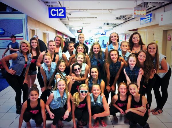 AGT's tweet image. Welcome to NYC! RT @innovativeforce Had a small plane delay but the girls are ready to go!:) #AGT