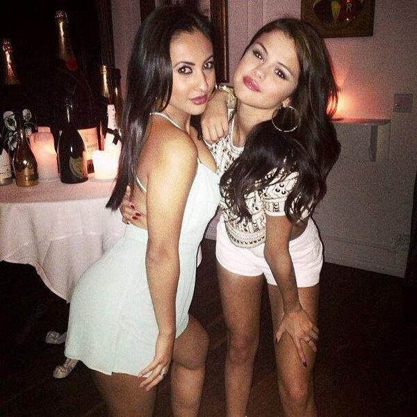 sgthoughts's tweet image. Partied hard. #21st #HappyBirthdaySelena