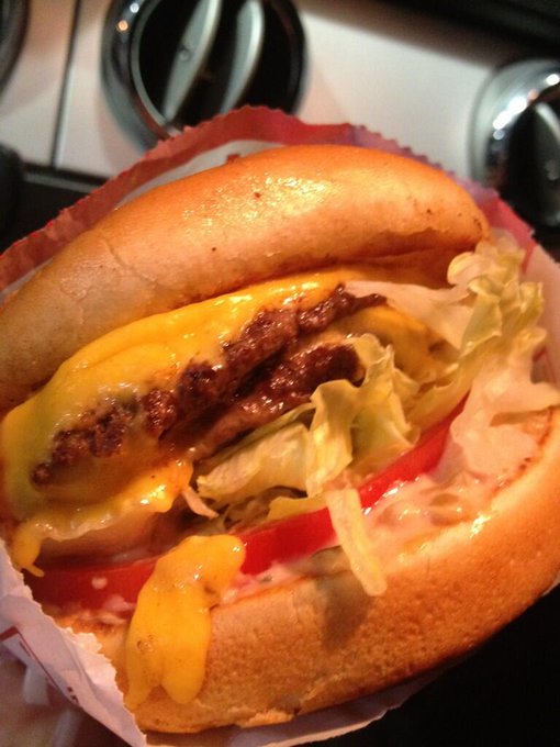 GOD In N' Out sounds incredible right now!!!
 #foodgasm #foodporn #food #yummy #Addicted   <3 http://t