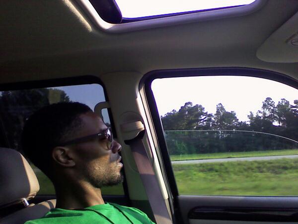 itsMeValleyP's tweet photo. Road Trip.. SC BEACH http://t.co/XO5RsuuuG3