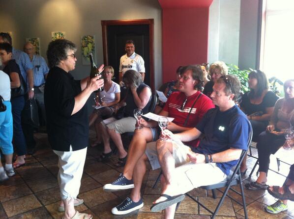 ChallengeLabels's tweet image. Getting some wine edjucation @SilverSageWine   Thanks wine is great