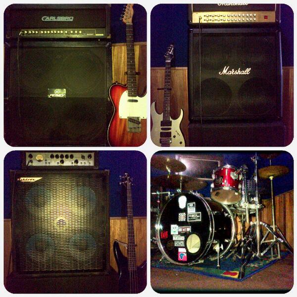 <a href="/Doze_Official/">Doze Band ™</a> #AyoLatihanband STUDIO29 Jl.Tenggilis KaumanII/29|Pershift Rp35.000|OPEN07.00s/d21.00 ☎0818584544