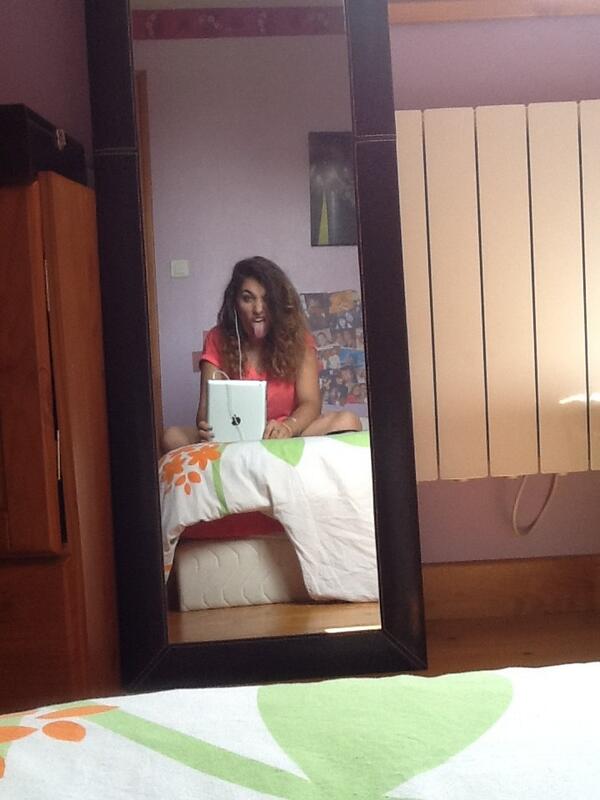 EeSeverine's tweet photo. #chez#juliiiiiiiie<3 http://t.co/KEKhRrLWw5