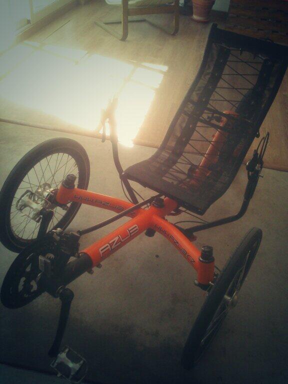 Probando la nueva máquina de <a href="/SantaCleta/">MujeresAndaluzasenBici</a> ...