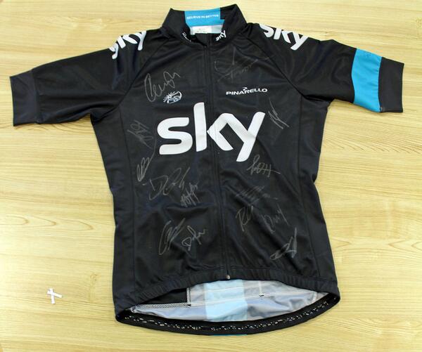 Cycling Weekly (@cyclingweekly) on Twitter photo We’ve got a signed @TeamSky jersey to give away thanks to <a href="/GatoradeUK/">Gatorade UK</a>. RT this before 5pm Friday to enter. #CWSky We’ve got a signed @TeamSky jersey to give away thanks to <a href="/GatoradeUK/">Gatorade UK</a>. RT this before 5pm Friday to enter. #CWSky
