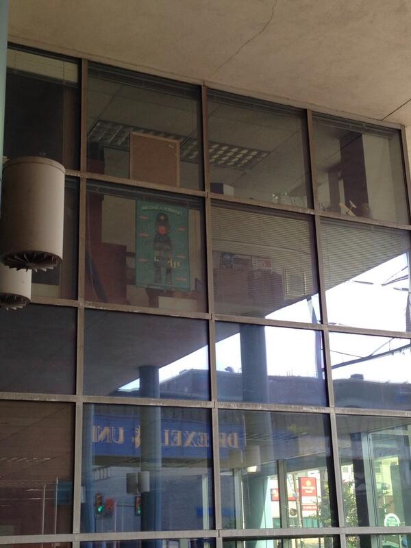 JillAnnLim's tweet photo. Oh heyyy 2013 @phlsciencefest poster spotted at @drexeluniv #loveit http://t.co/4zid24cEDM