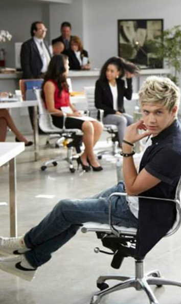 _directioneers_'s tweet photo. OMG NIALL ♥ http://t.co/LT4twmFOZ6