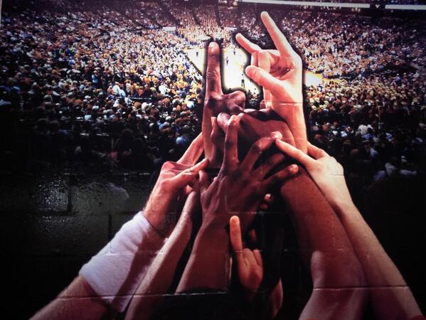 Texas Basketball (@texasbasketball) on Twitter photo “<a href="/TexasMBB/">Texas Men’s Basketball</a>: One team. One heartbeat. One proud tradition. #HookEm ” “<a href="/TexasMBB/">Texas Men’s Basketball</a>: One team. One heartbeat. One proud tradition. #HookEm ”