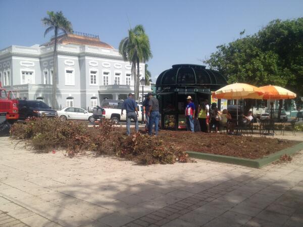 Plaza Jardin Viejo San Juan