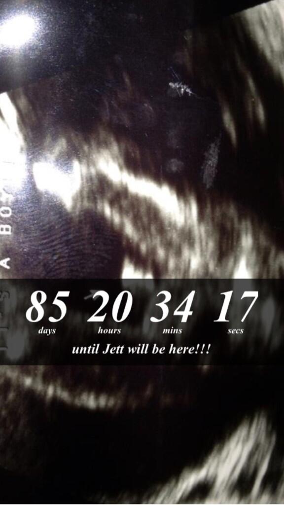 JAKEJ1S's tweet photo. Just a few more days till my little man is going to be here Jett William Jones http://t.co/BuJRg4i0fc