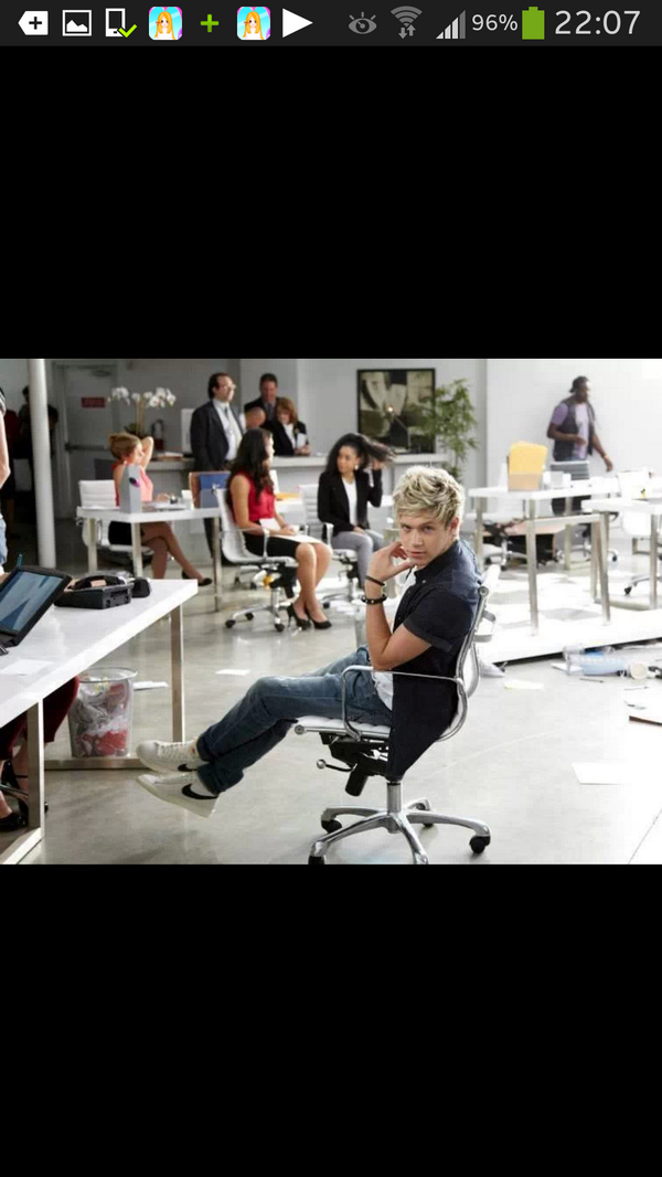 sunna_cool's tweet photo. Naill love you http://t.co/QGSoHoTMab
