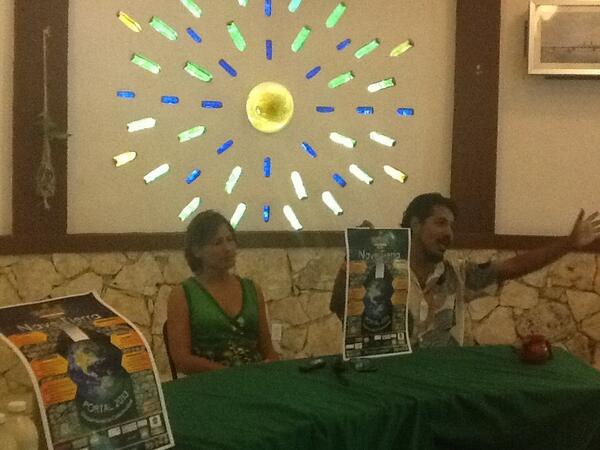 SerFest1's tweet photo. Conferencia de prensa, donde se habló sobre las actividades del Festival Nave Tierra que inicia mañana. @segoviakar http://t.co/BQnyglbnLS